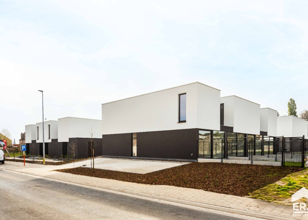 ProjectTerEekApril-4.jpg