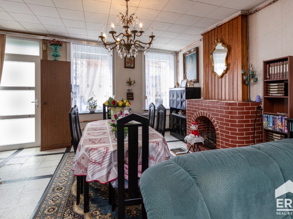 Dworpsestraat - 47 - - 1651