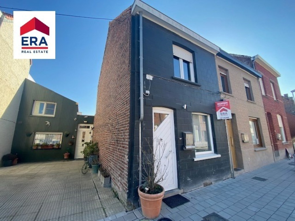 Ooststraat - 64 - - 8940
