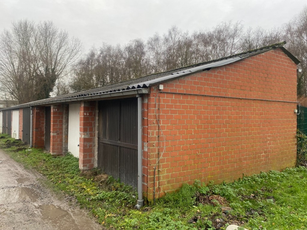 Westkaai - GARAGE - - 8930