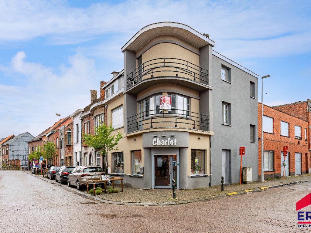 Zuidmoerstraat - 83 - - 9900