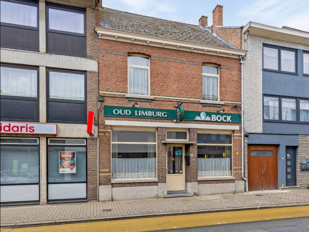 Stationsstraat - 104 - - 1840