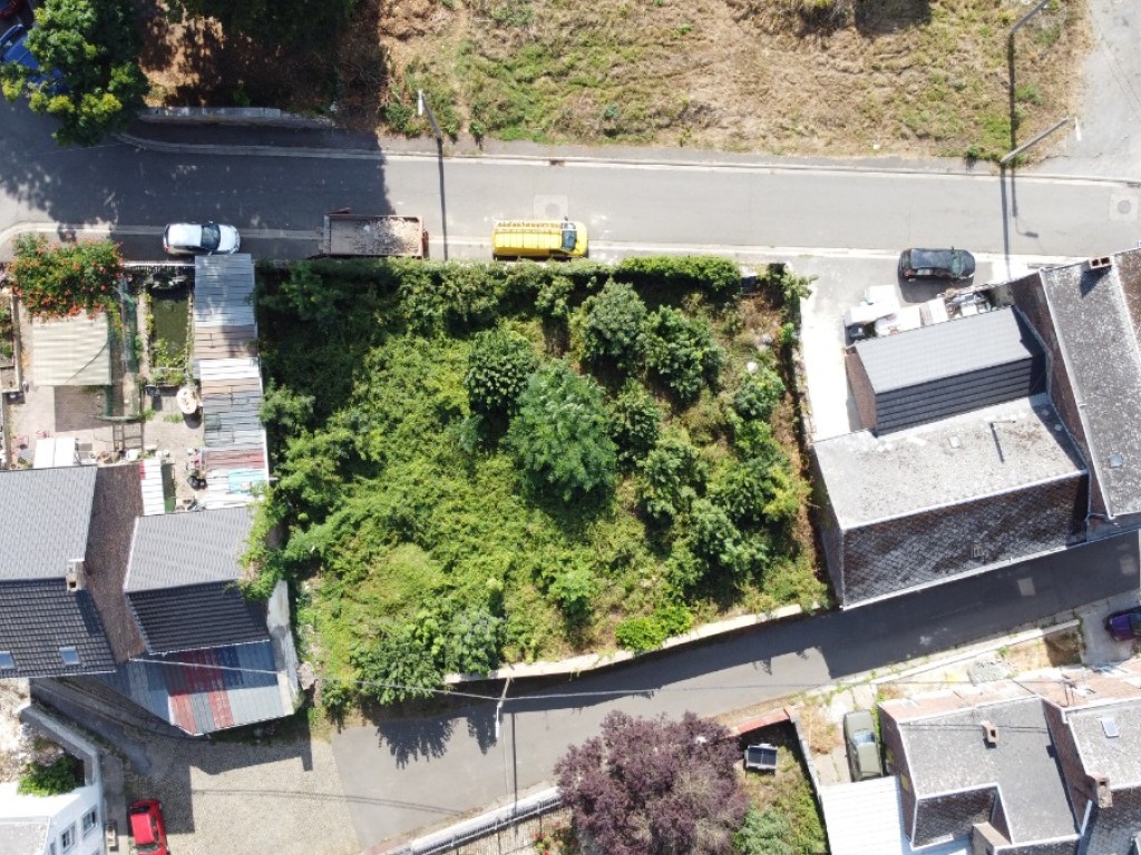 Rue du Centre - 26 - - 4540