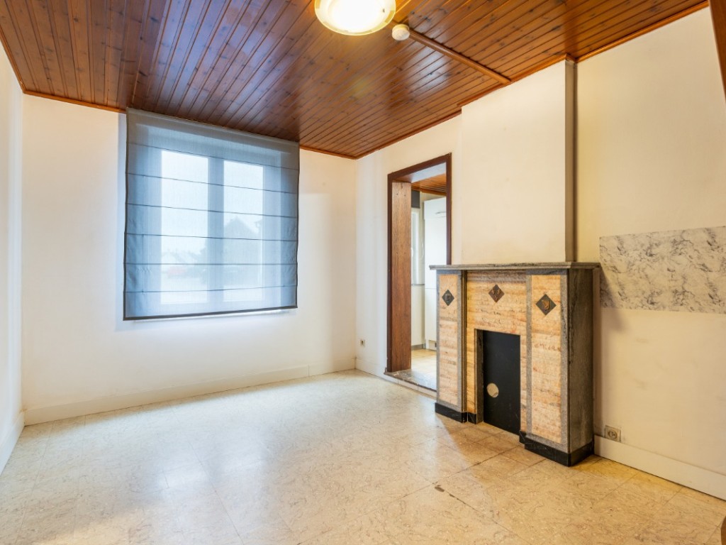 Bosstraat - 28 - - 9500
