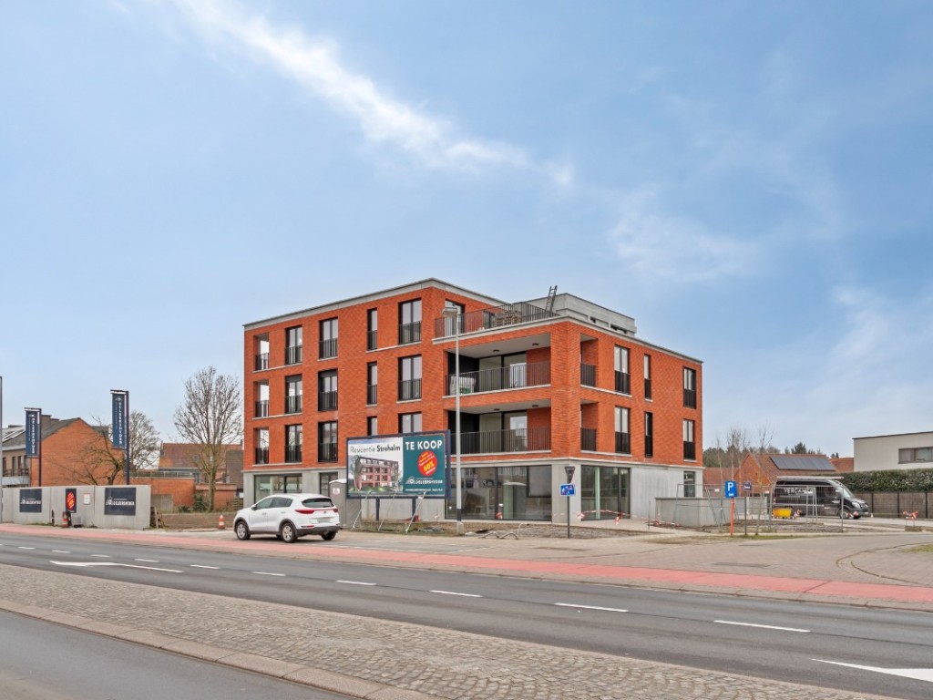 Staatsbaan - 76 - - 2.5 - 9870