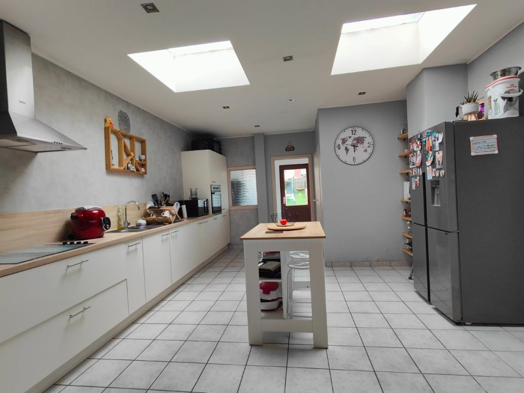Moeskroenstraat - 382 - - 8930