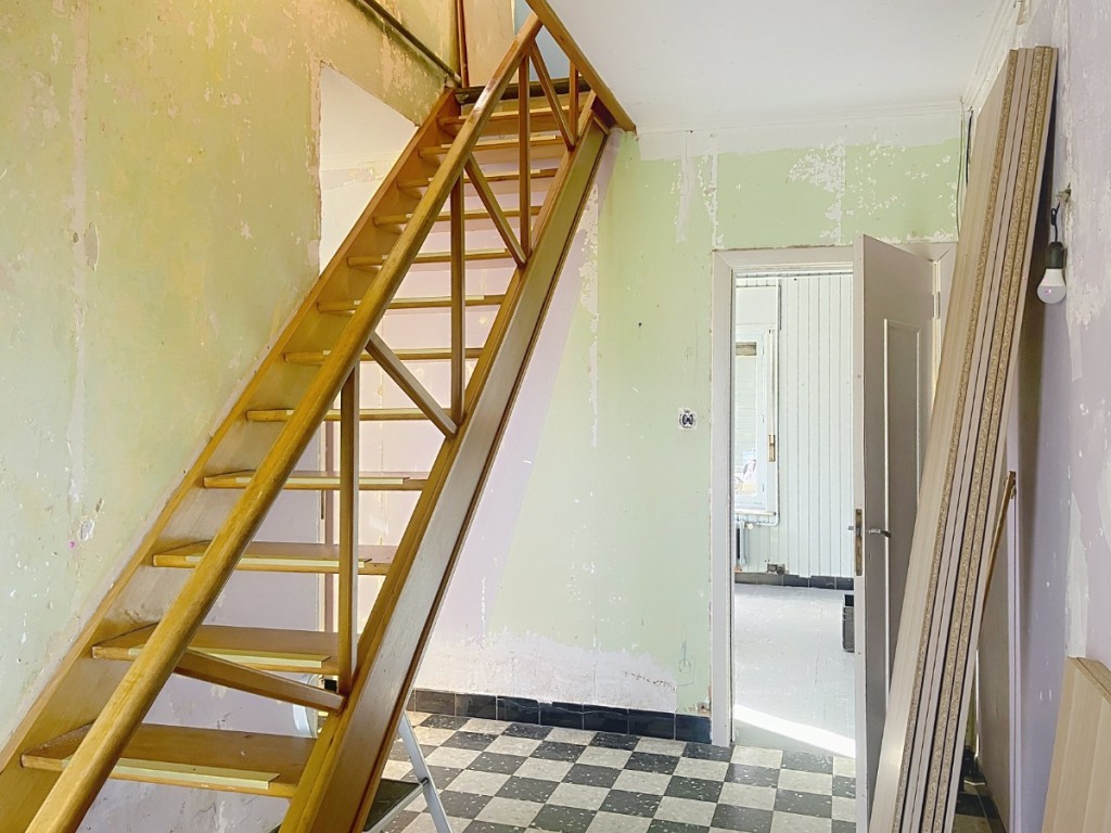 Rue des juifs - 107 - - 7331