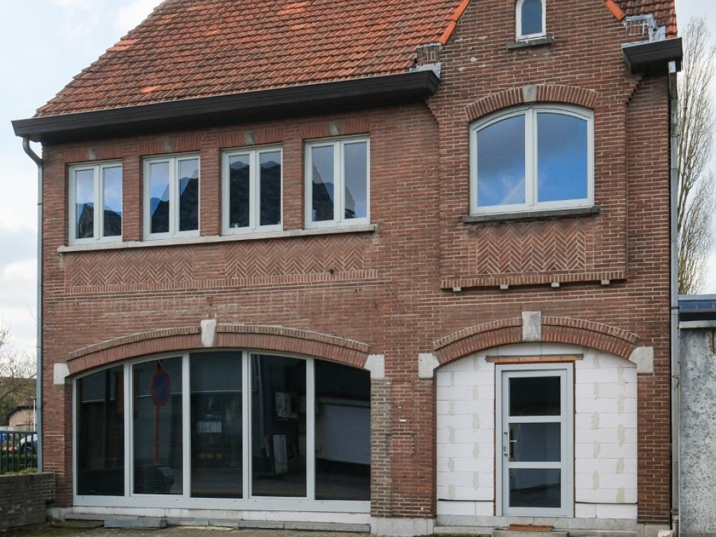 Hoofdstraat - 30 - - 3941