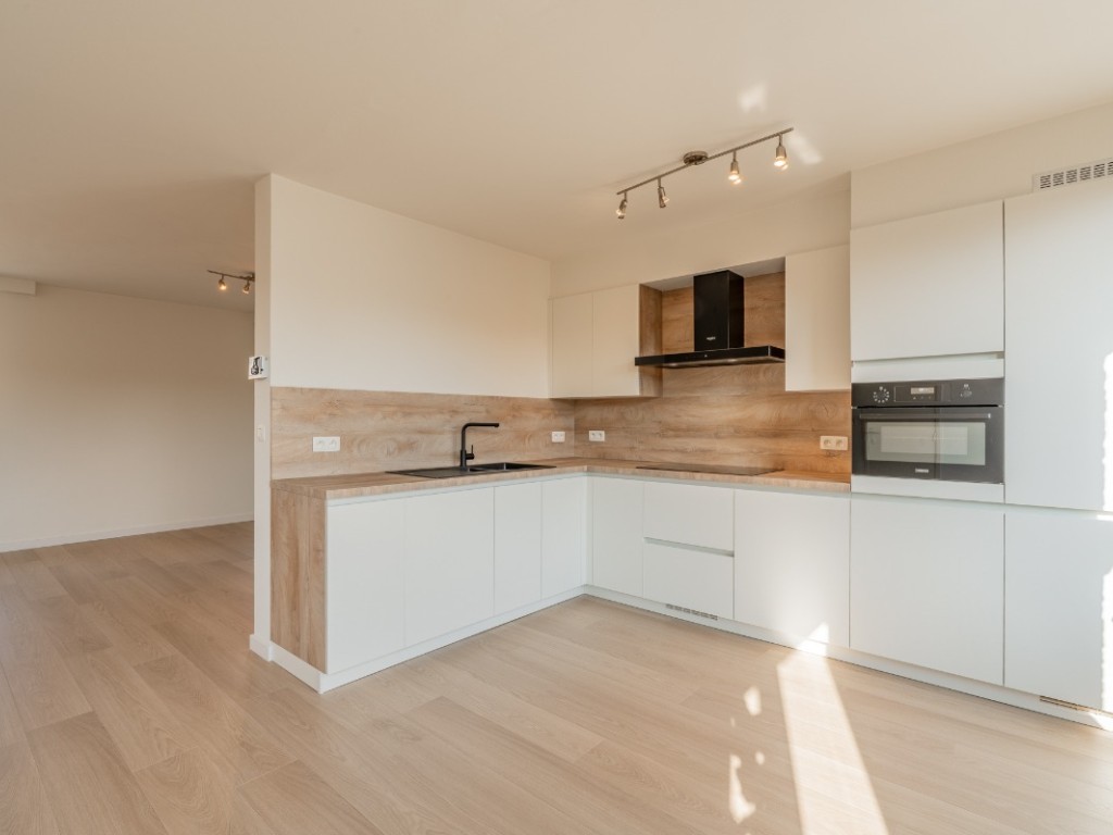 Zuidstraat - 28 - A 0101 - 8630