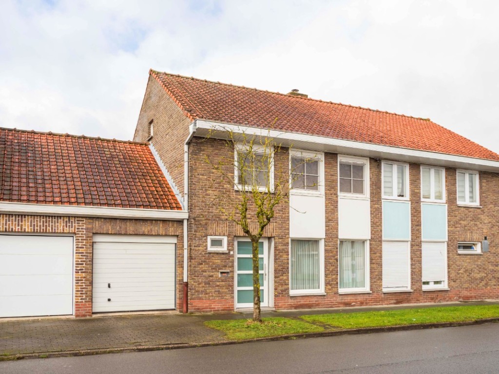 Bloemistenstraat - 12 - - 8520