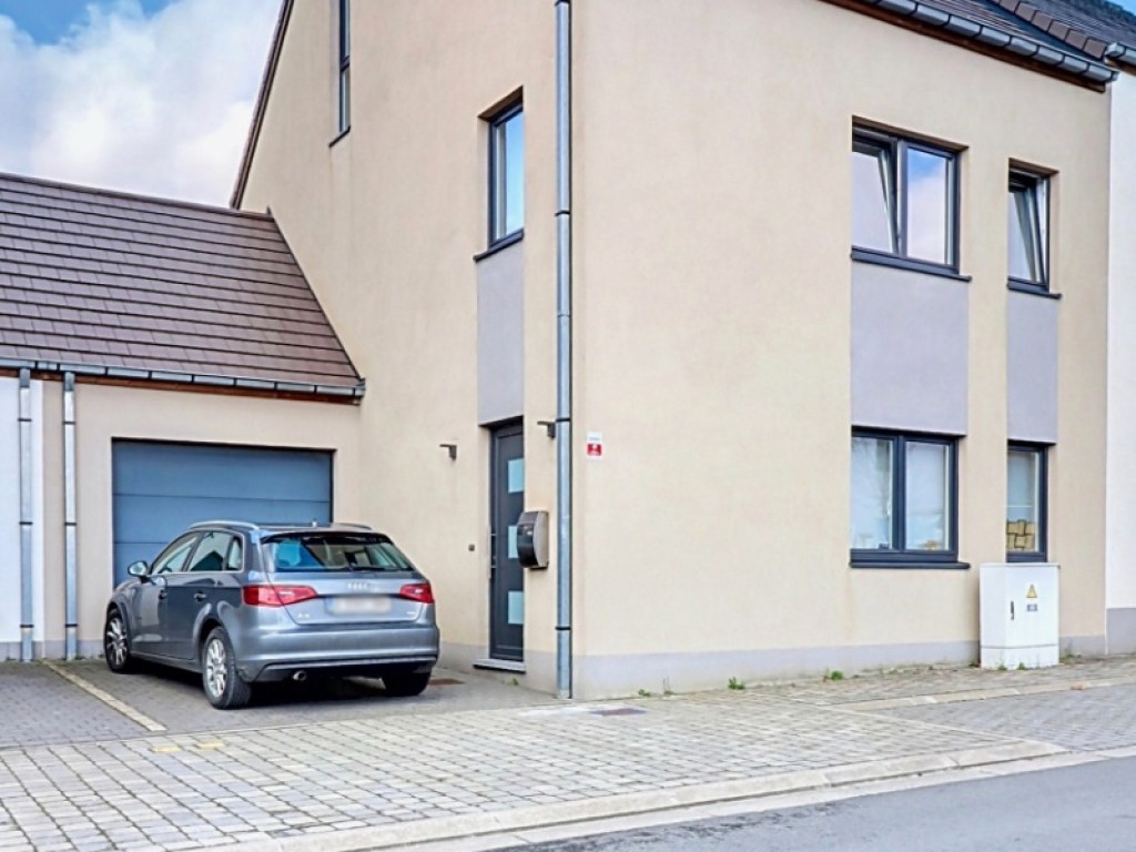 Rue de Berlin - 46 - - 1400