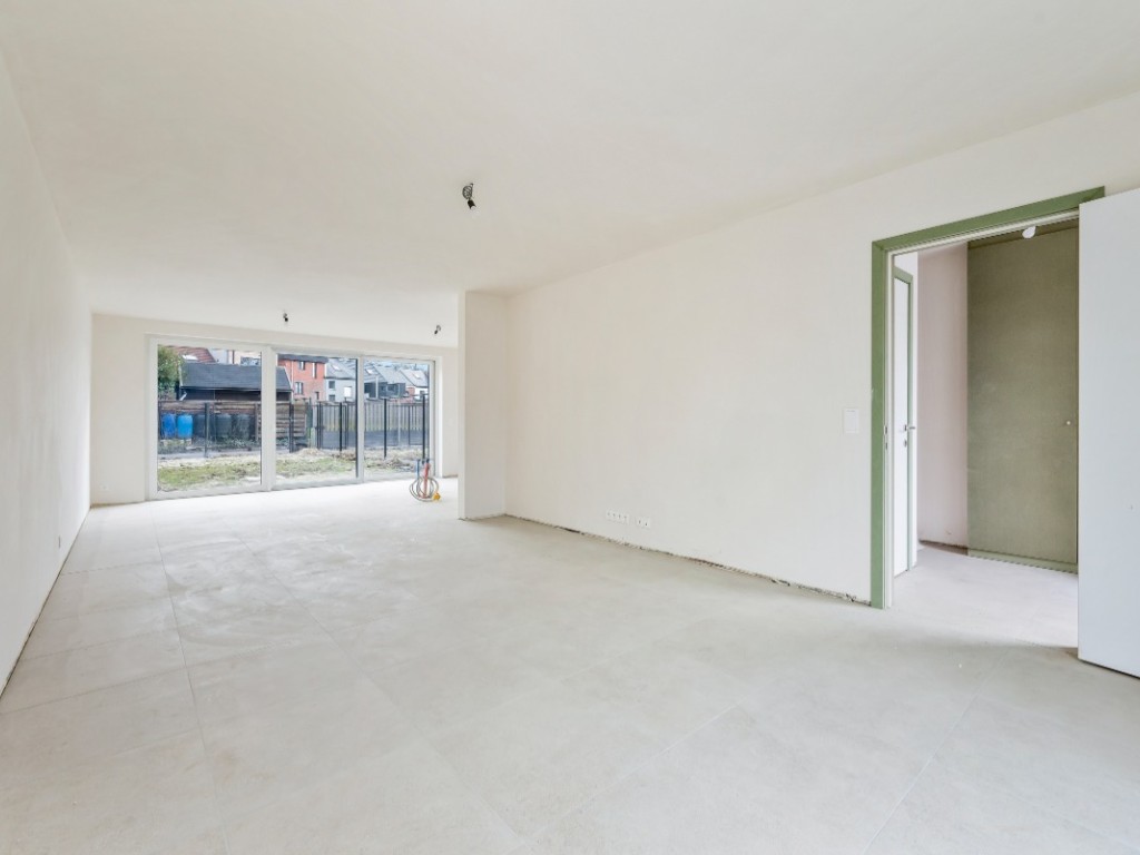 Antwerpsesteenweg - 121 - 121/A - Lot 1 - 2070