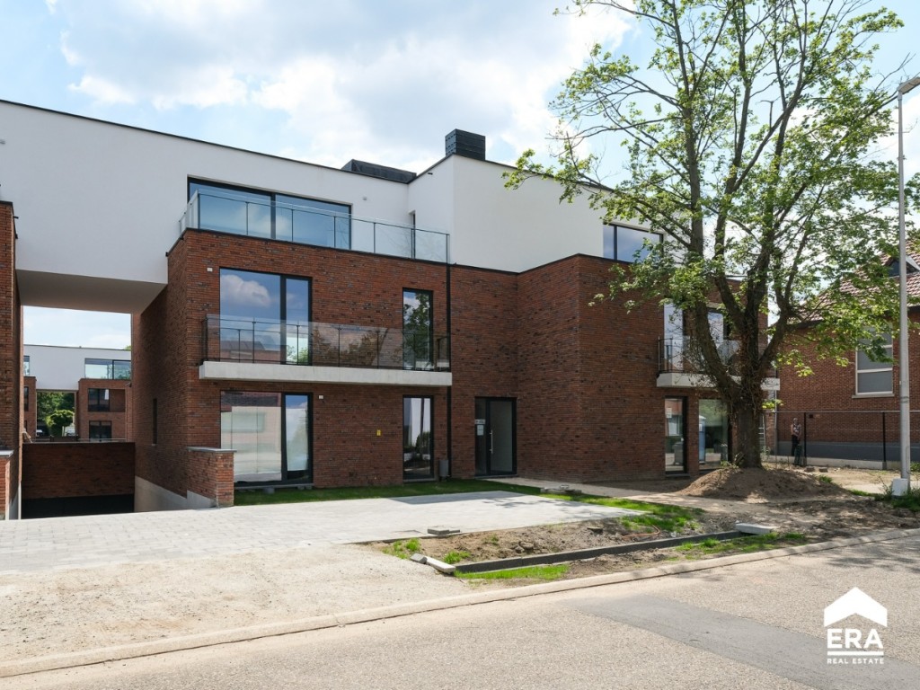 Luchtvaartstraat - 43 - parking - 3500