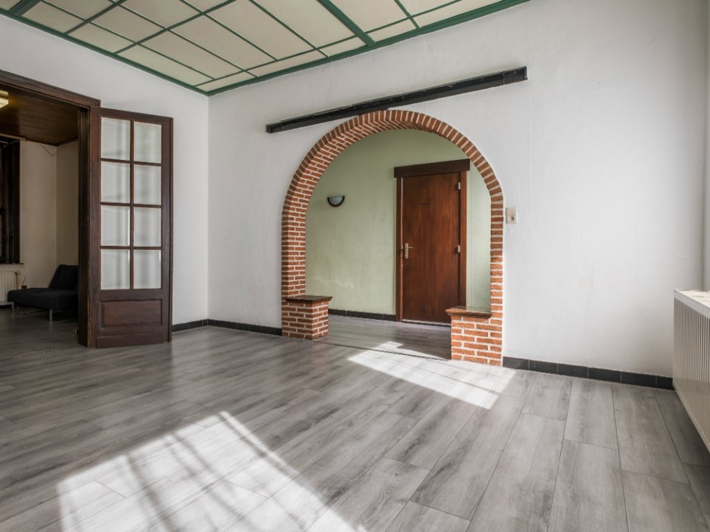 Olifantstraat - 52 - - 9600