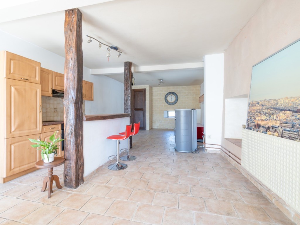 Quartier au Mesnil - 1 - A - 6760