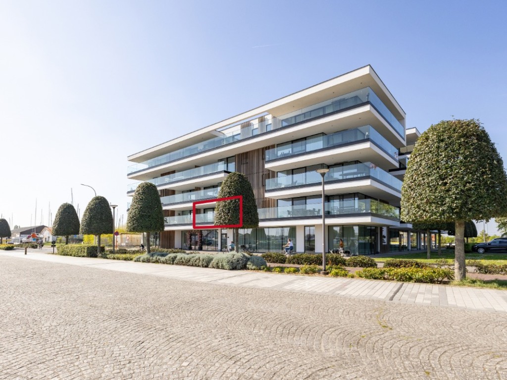 Robert Orlentpromenade (Board Walk) - 9B - - 8620