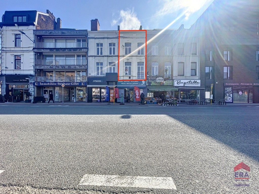 Place des Tilleuls - 5 - 1 - 5300