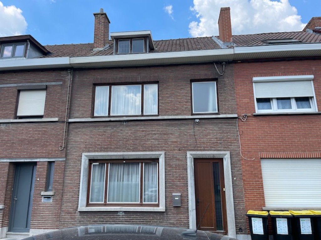 Rue Septième - 9 - - 7330