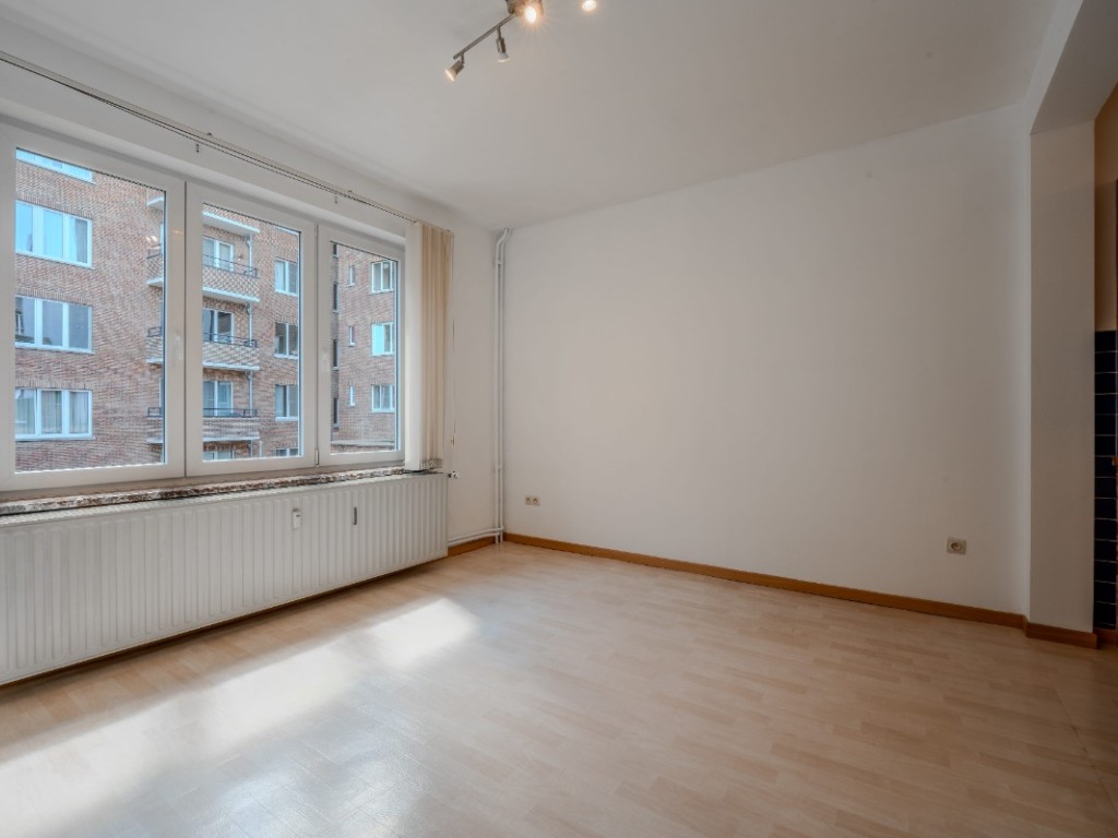 Rue Basse Neuville - 24 - - 5000