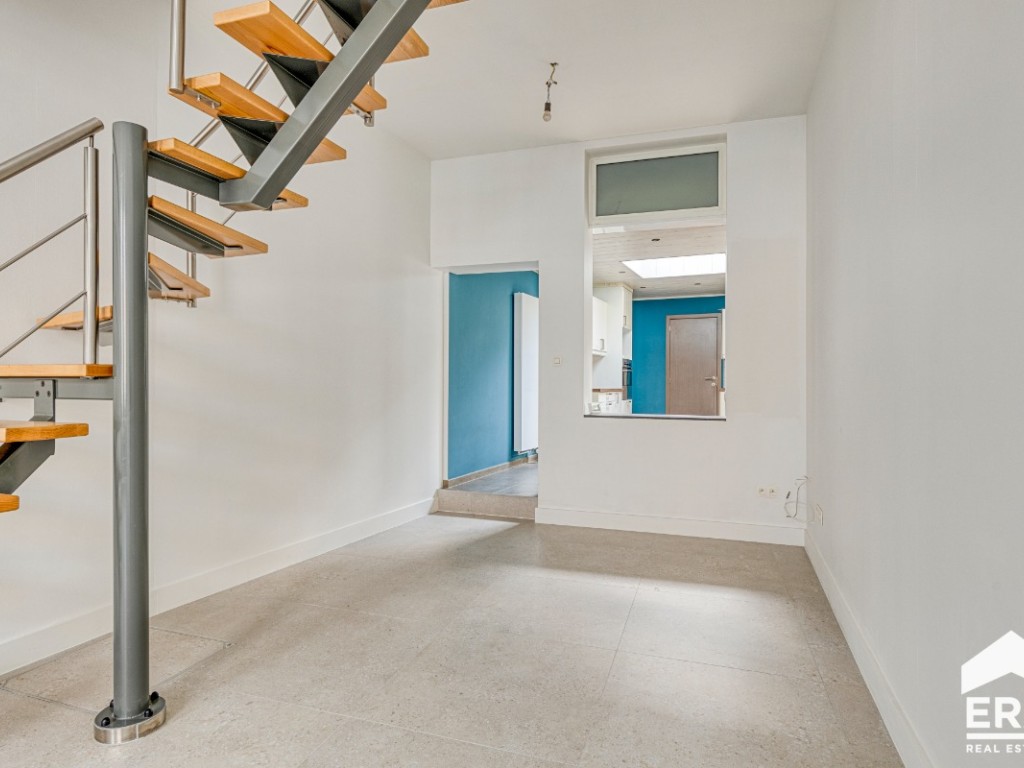 Gemeentehuisstraat - 27a - - 9402