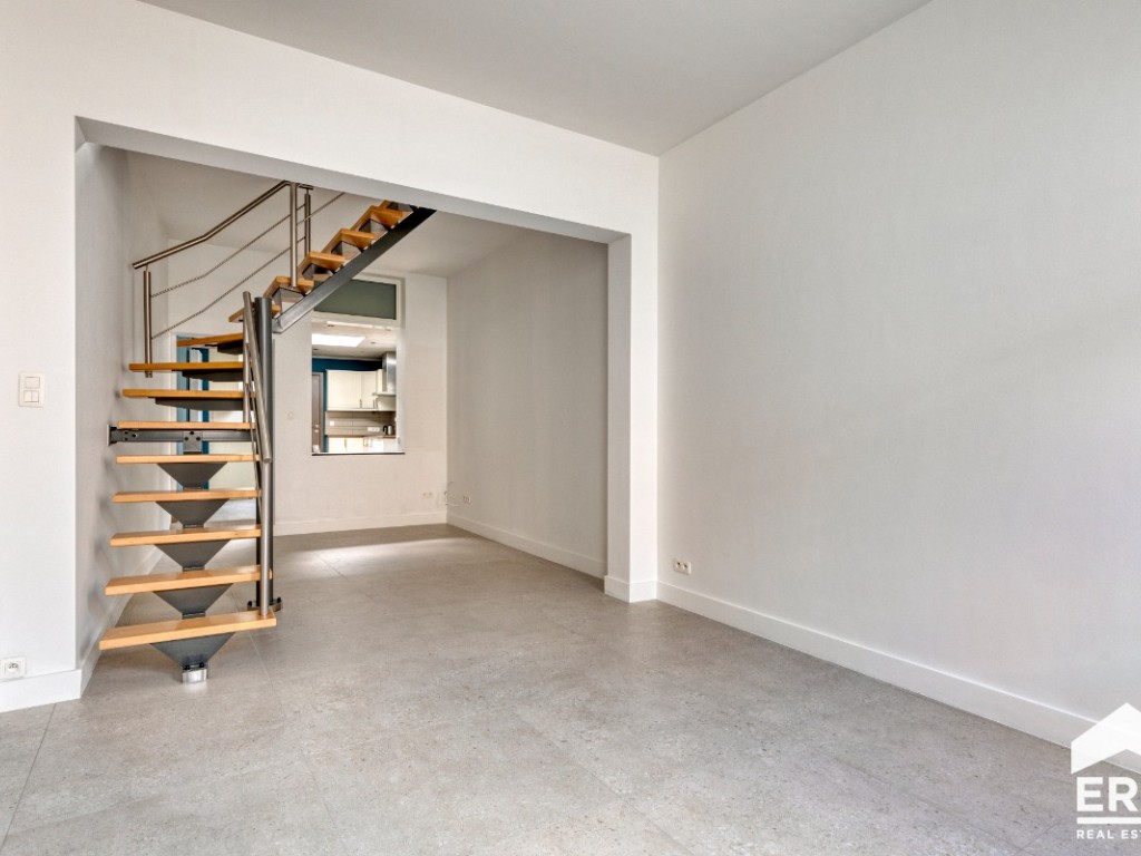 Gemeentehuisstraat - 27a - - 9402