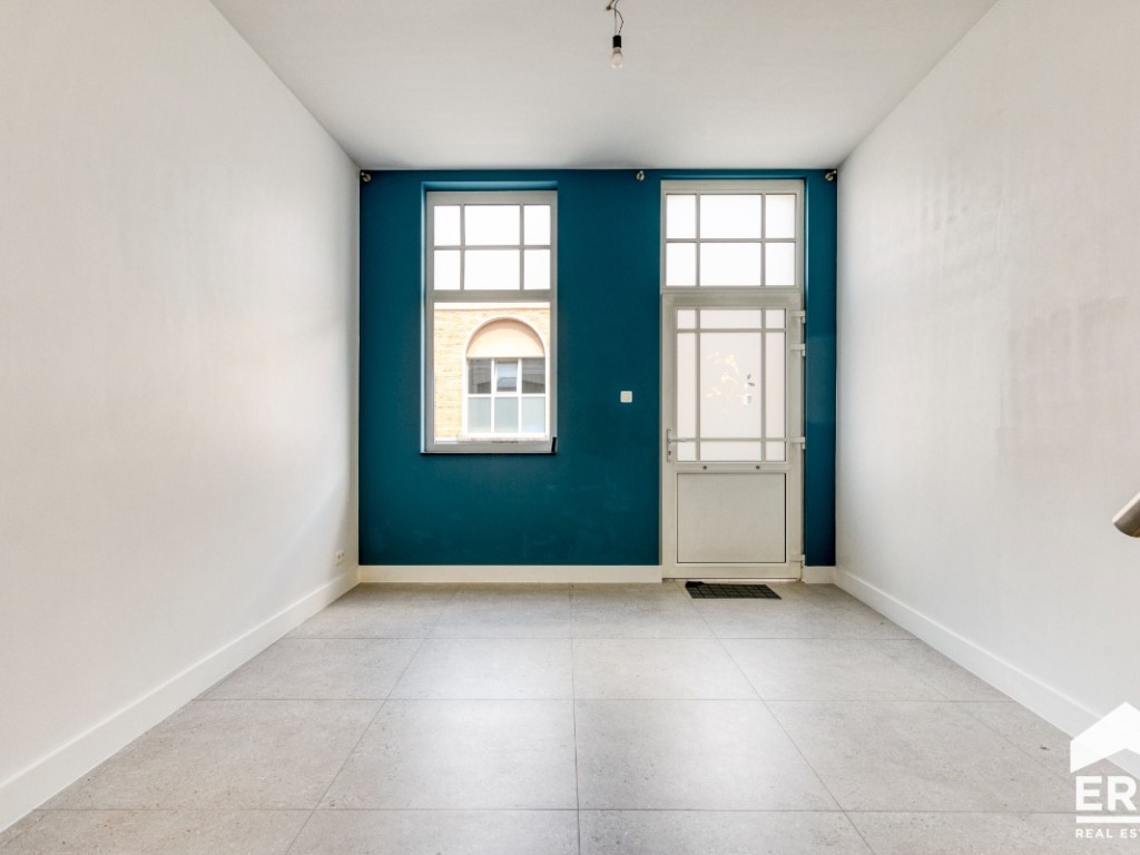 Gemeentehuisstraat - 27a - - 9402