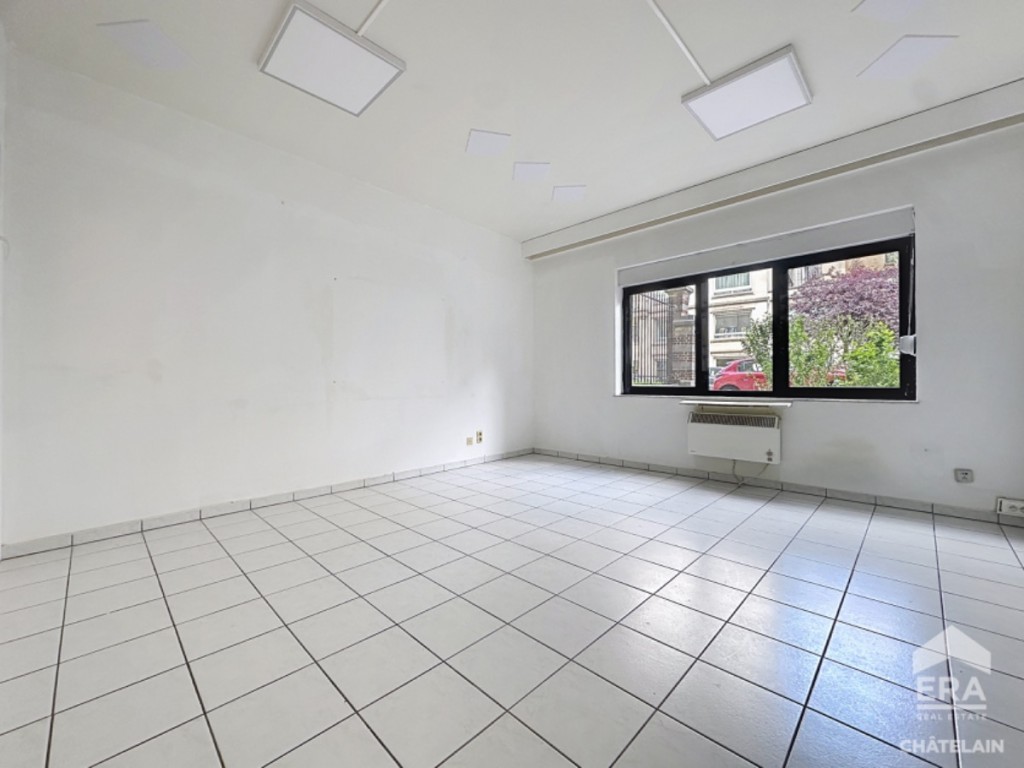 Avenue Ernestine - 1 - 0 - 1050