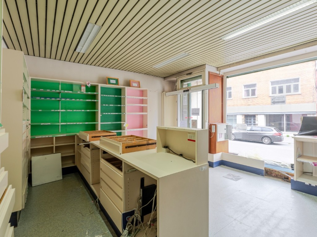 Rue Colonel Aviateur de Daumerie - 8 - - 7940