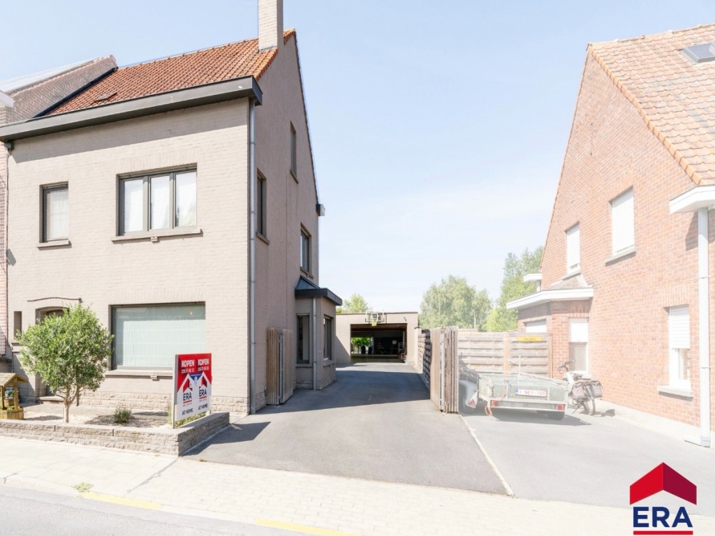 Gullegemsestraat - 106 - - 8880