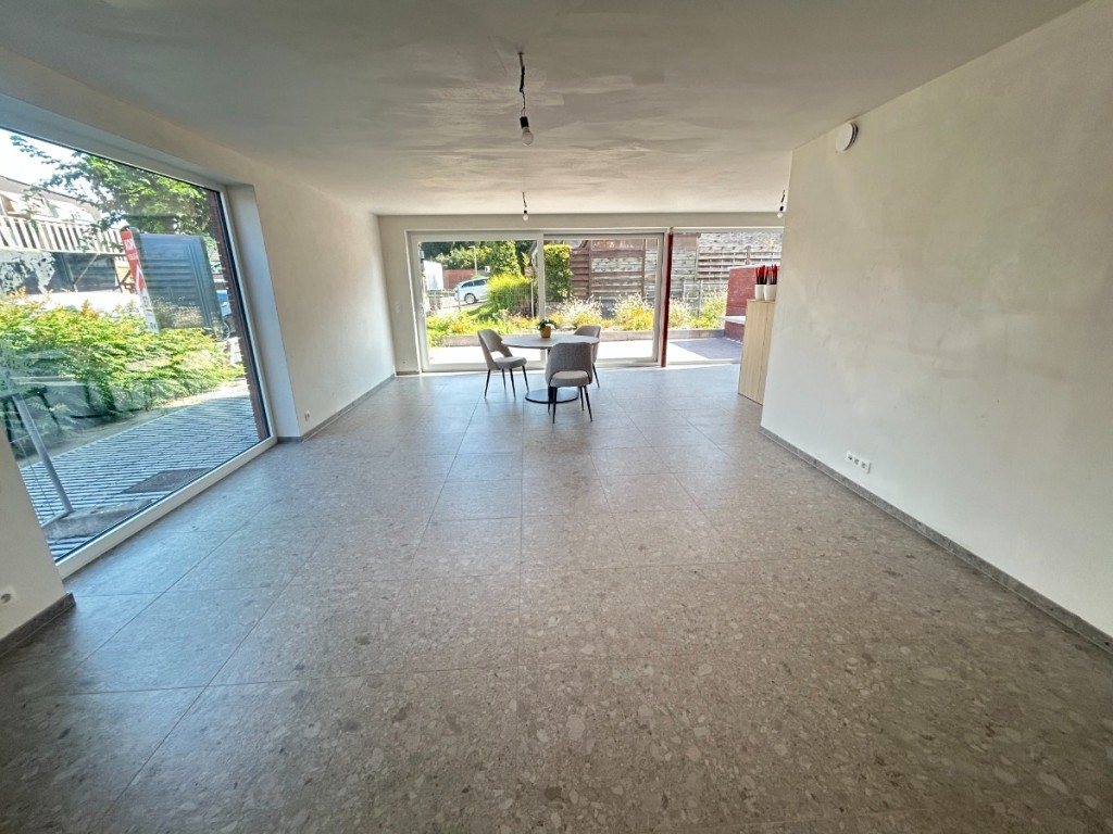 Poststraat - 6 - - 8890