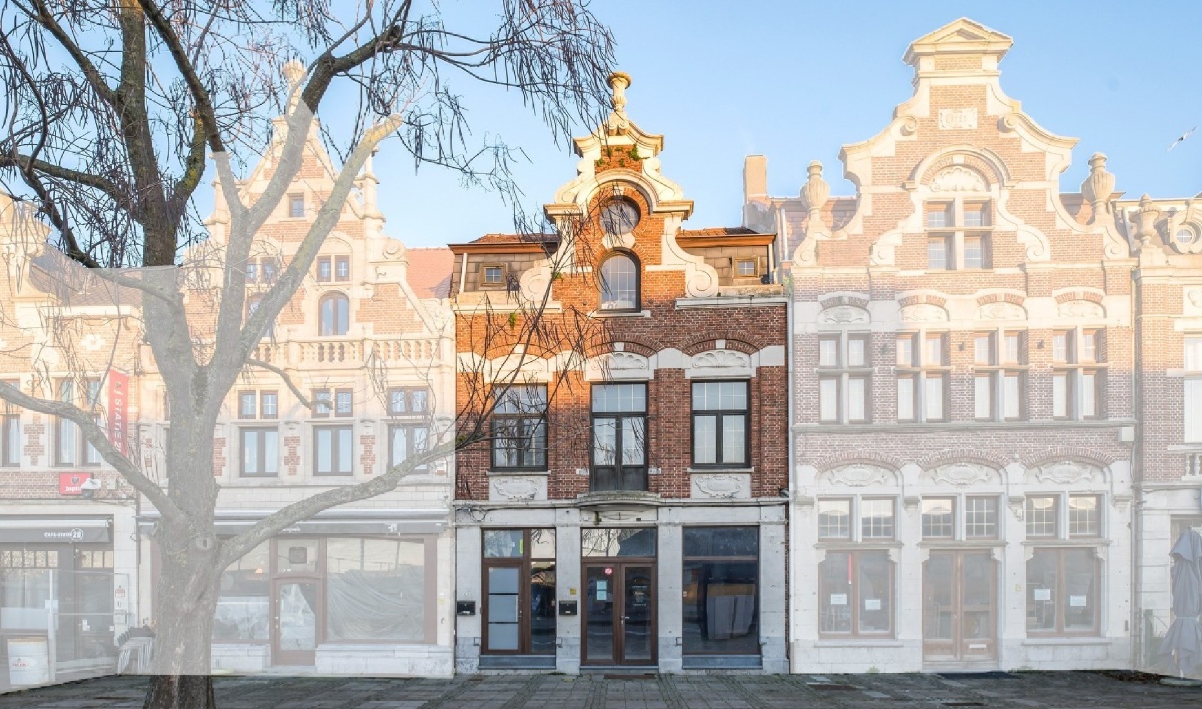 Statieplein - 22 - - 9200