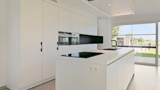 Bruggestraat - 210 - - 8750