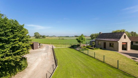 Bruggestraat - 210 - - 8750