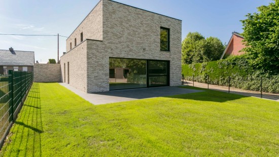 Bruggestraat - 210 - - 8750