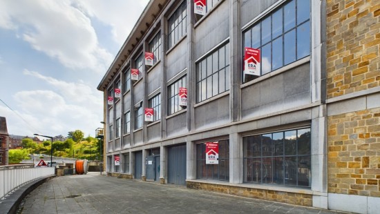 Rue Francois Bribosia - 9 - - 5500
