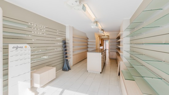 Hoogstraat - 9 - - 9960