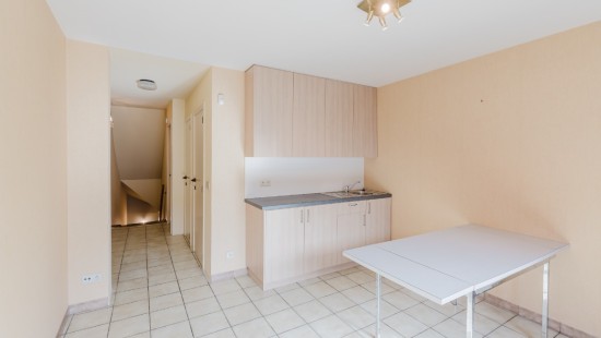 Hoogstraat - 9 - - 9960