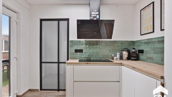 Kronestraat - 45 - - 8210