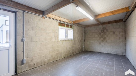 Walburgaweg - 10 - - 9310