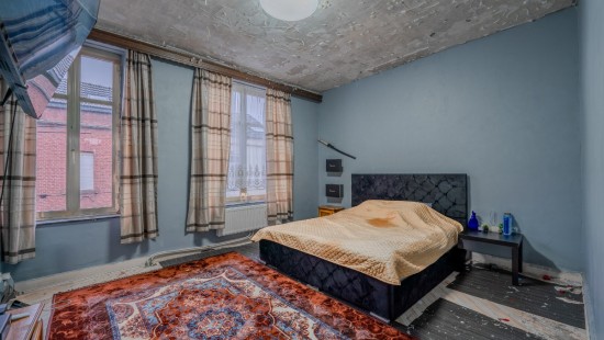 Rue de la Loi - 15 - - 4100