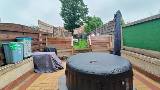 Moeskroenstraat - 382 - - 8930