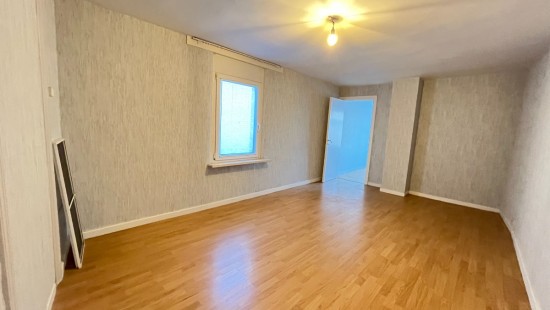 Roeselarestraat - 74 - - 8560