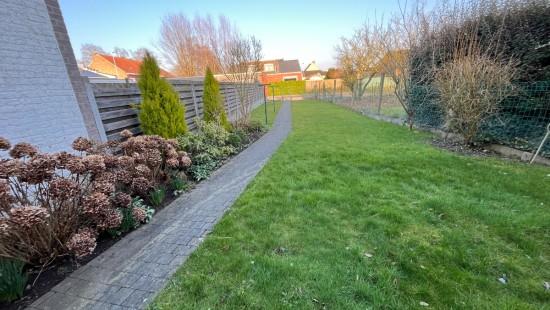 Roeselarestraat - 74 - - 8560