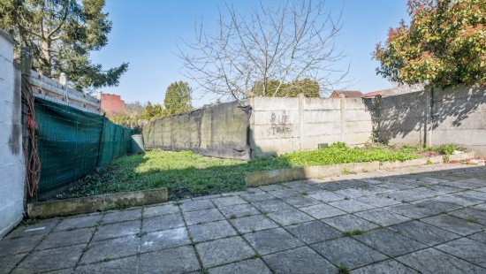 Olifantstraat - 52 - - 9600
