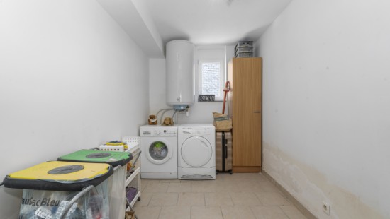 Avenue du Marouset - 142 - - 7090