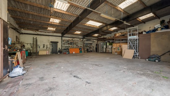 Hoofdstraat - 107 - - 9200