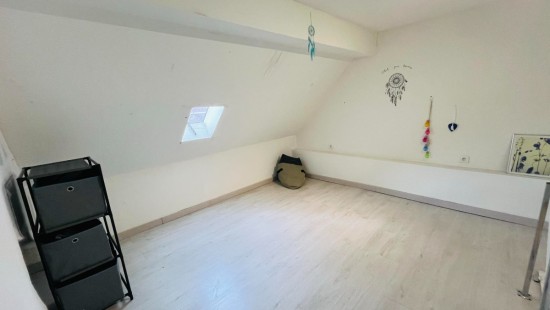 Dynastiestraat - 27 - - 8930