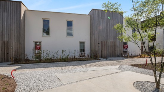 Brielstraat - 19 - - E4 - 9290