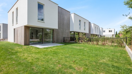 Brielstraat - 19 - - E4 - 9290