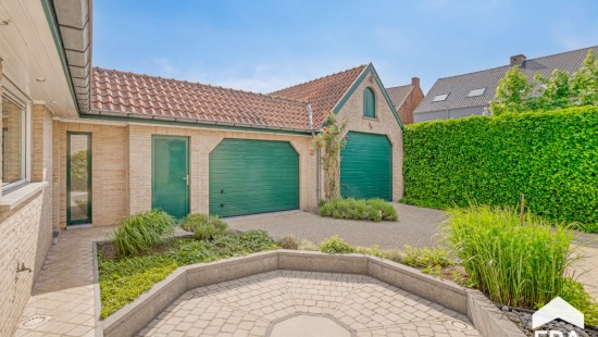 Schoolstraat - 1 - - 8750